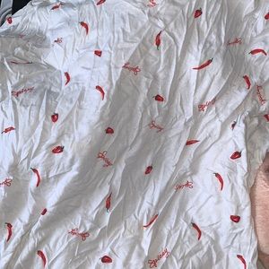 RED AND WHITE CHILI SHIRT